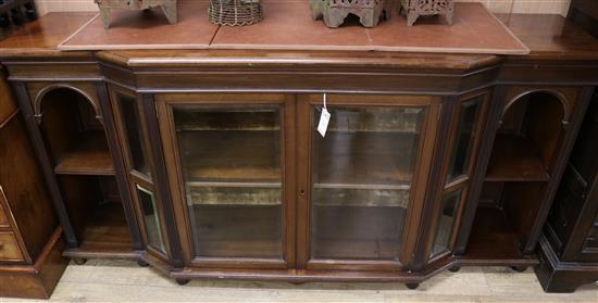 A modern mahogany breakfront side cabinet W.165cm